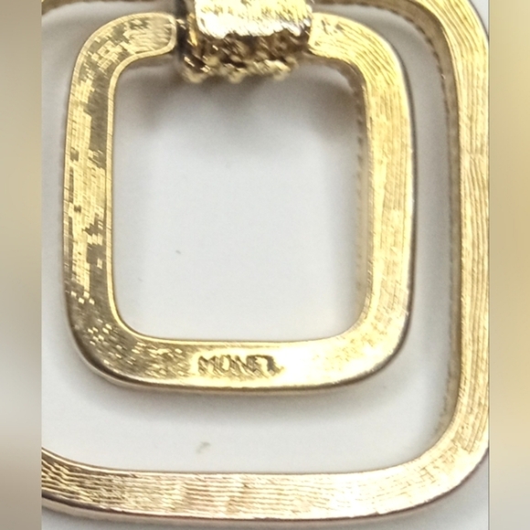 Monet Necklace 1970's Chunky Double Square Pendant Gold Tone Double Chain RARE - Picture 6 of 7